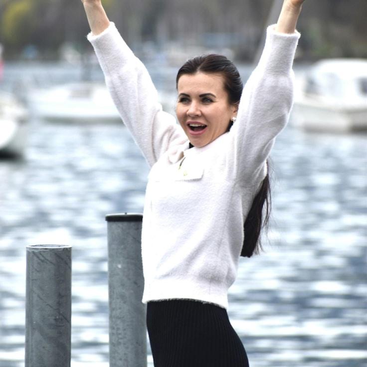 Portrait of Nova Lin, group coordinator and fusion cooking expert